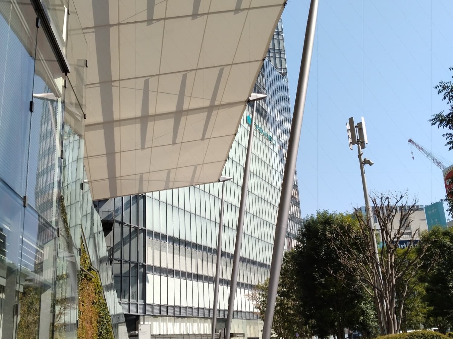 大丸東京店。私にとってはこのときが2度目です。大丸の店舗としては一番新しい店舗だった気がします。地下だけでなく1階の一部にも食品売り場があるのがここの特徴のひとつ。