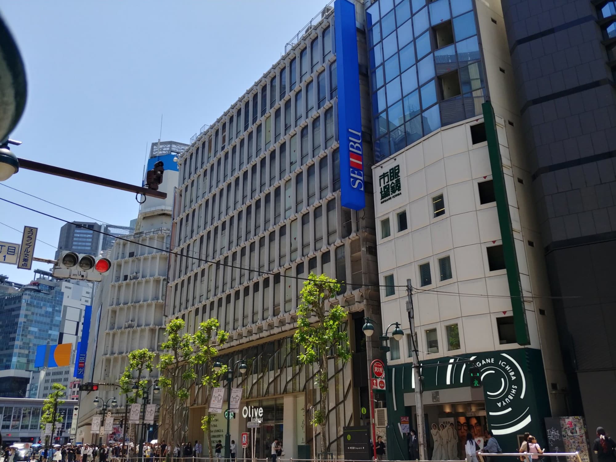公園通りより望む西武渋谷店B館、外壁こそいかにもくたびれているが、いまの渋谷ではこれほど風格のあるビルも珍しい。